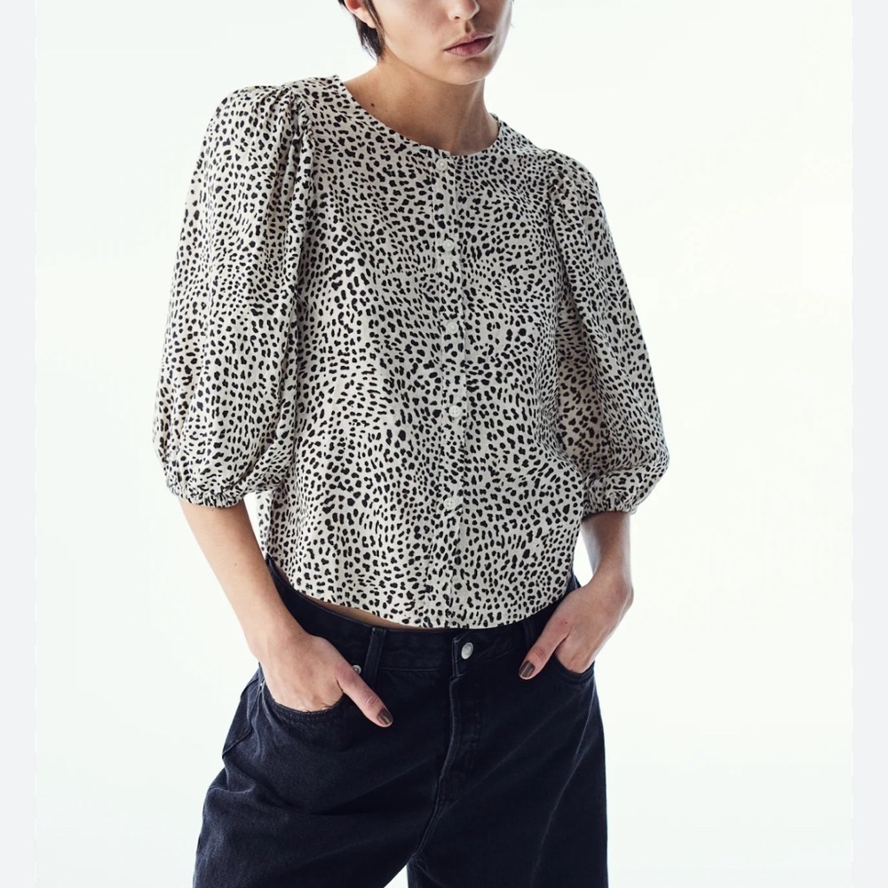 H&M Black and White Puff Sleeve Blouse